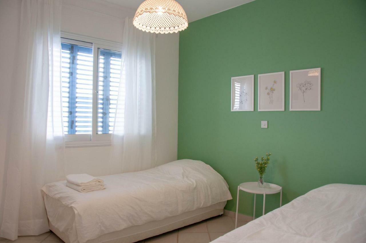 H&O Best Apt In Paphos! Екстер'єр фото